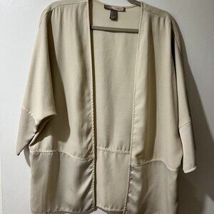 Forever 21 Beige Kimono Blazer - Effortless Chic for Casual and Work Wear 🌟✨